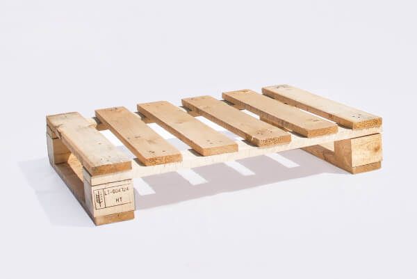 Nauji mediniai padėklai/paletės